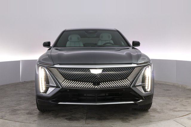 2023 Cadillac LYRIQ — photo 9 of 20