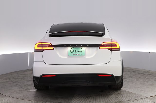 2023 Tesla Model X — photo 12 of 23