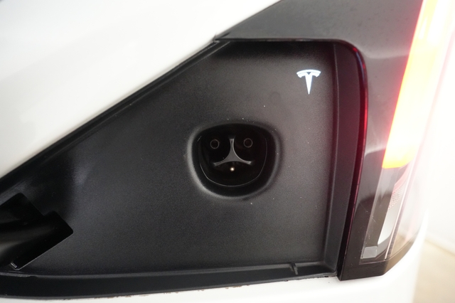 2023 Tesla Model X