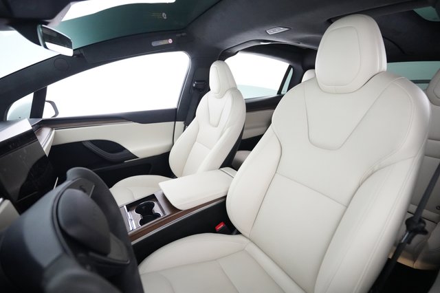 2023 Tesla Model X — photo 3 of 23