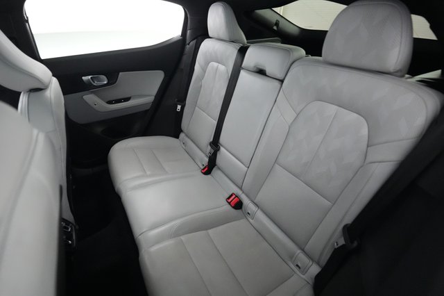 2023 Polestar 2 — photo 19 of 24