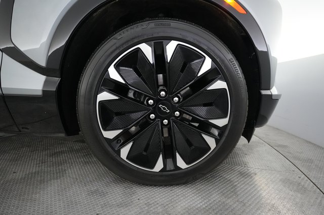 2024 Chevrolet Blazer EV — photo 16 of 20