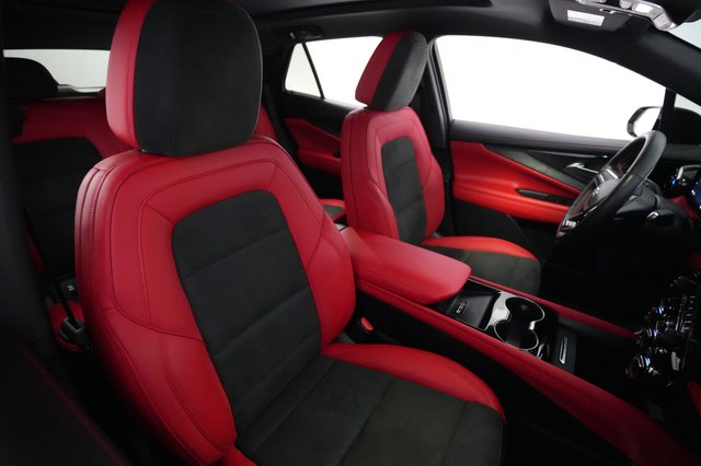 2024 Chevrolet Blazer EV — photo 17 of 20
