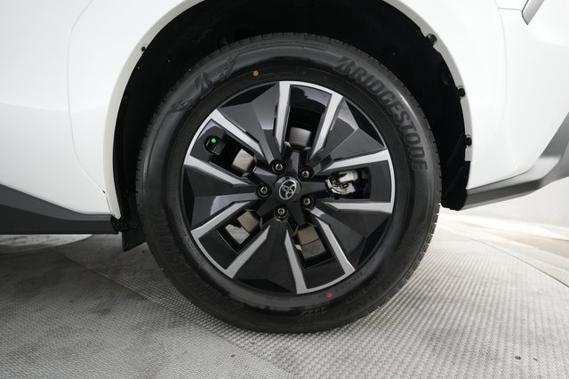 2026 Toyota bZ — photo 7 of 20