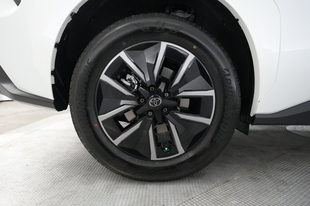 2026 Toyota bZ — photo 17 of 20