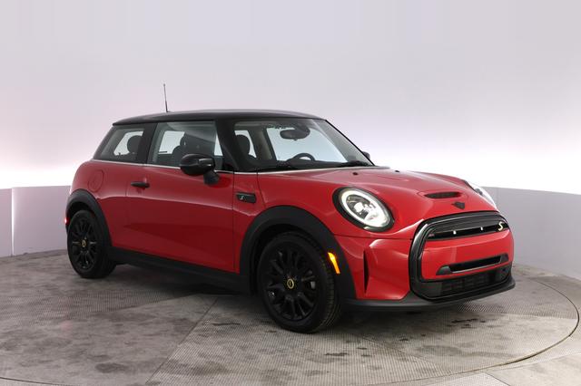 2023 MINI Cooper SE — photo 10 of 20