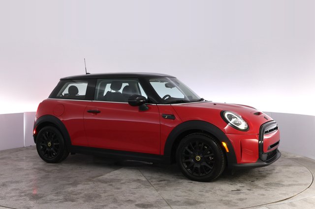 2023 MINI Cooper SE — photo 11 of 20