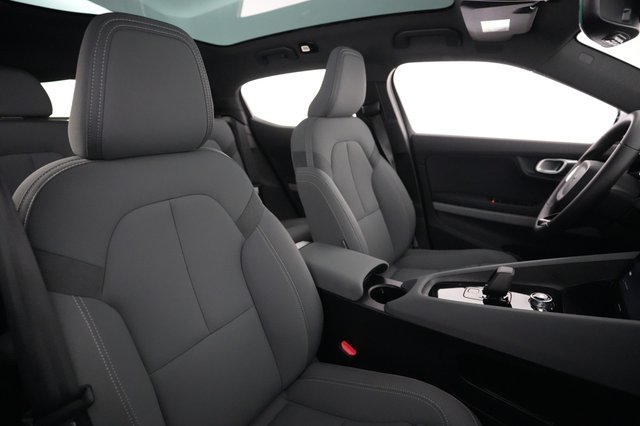 2023 Polestar 2 — photo 18 of 22