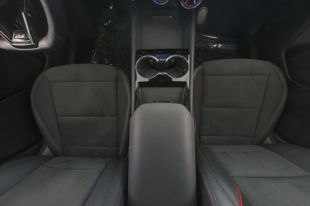 2024 Chevrolet Blazer EV — photo 22 of 31
