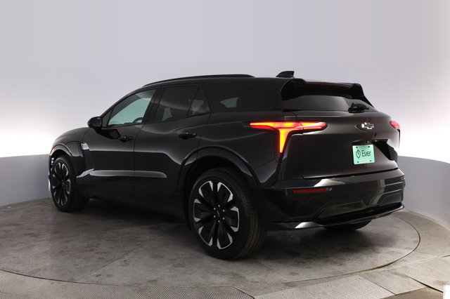 2024 Chevrolet Blazer EV — photo 13 of 31