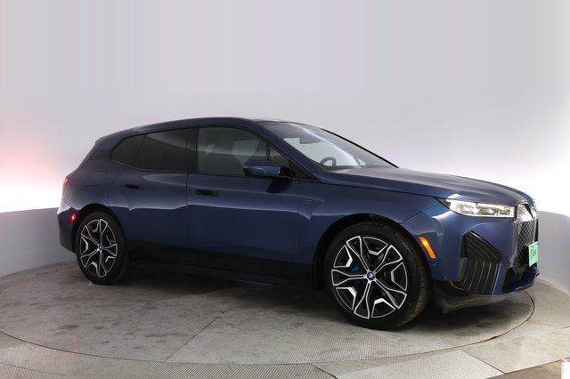 2024 BMW iX — photo 11 of 21