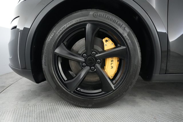 2026 Tesla Model Y — photo 15 of 24