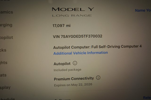 2026 Tesla Model Y — photo 5 of 24