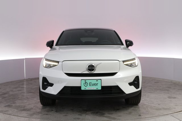 2023 Volvo C40 Recharge — photo 9 of 24
