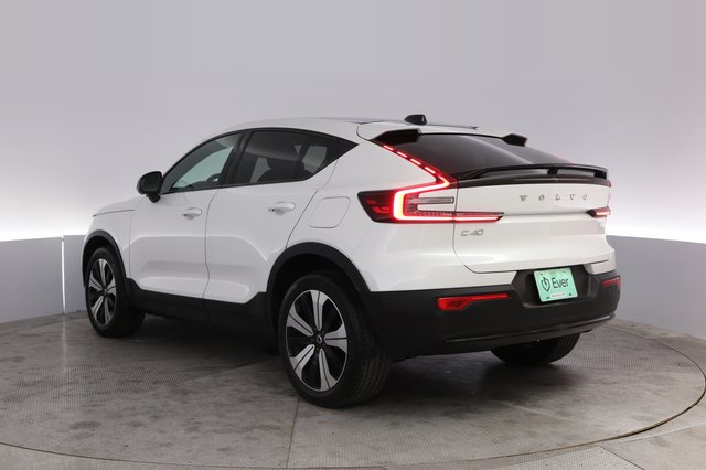 2023 Volvo C40 Recharge — photo 13 of 24