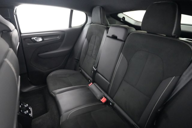 2023 Volvo C40 Recharge — photo 19 of 24