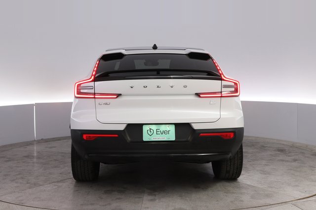 2023 Volvo C40 Recharge — photo 12 of 24