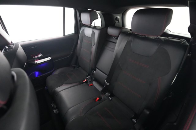 2023 Mercedes-Benz EQB — photo 19 of 22