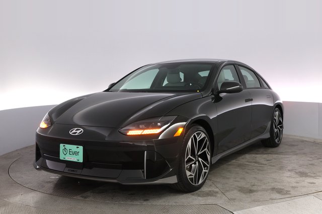 2024 Hyundai IONIQ 6 — VIN KMHM34AA5RA062326