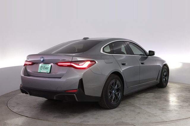 2024 BMW i4 — photo 2 of 20