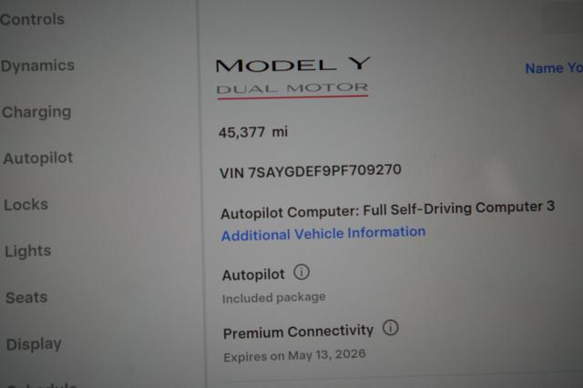 2023 Tesla Model Y — photo 5 of 21