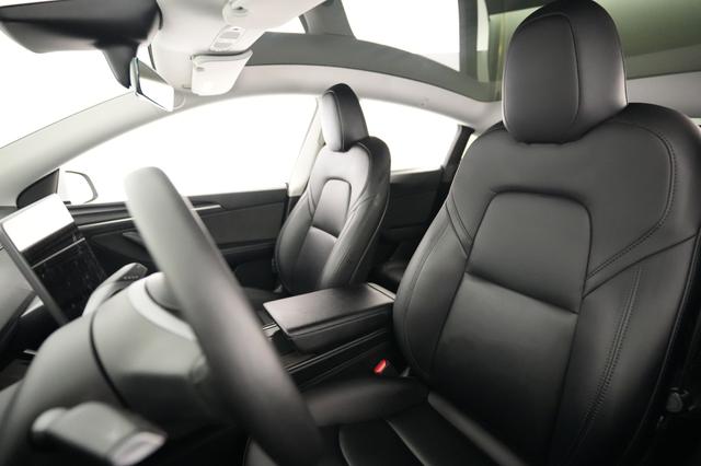 2023 Tesla Model Y — photo 3 of 21