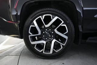 2024 Chevrolet Silverado EV — photo 11 of 24