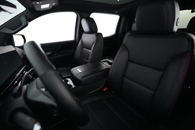 2024 Chevrolet Silverado EV — photo 3 of 24