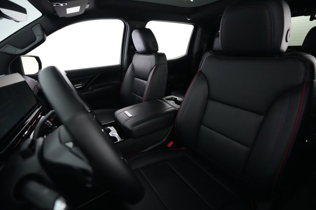 2024 Chevrolet Silverado EV — photo 3 of 24