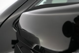 2024 Chevrolet Silverado EV — photo 21 of 24