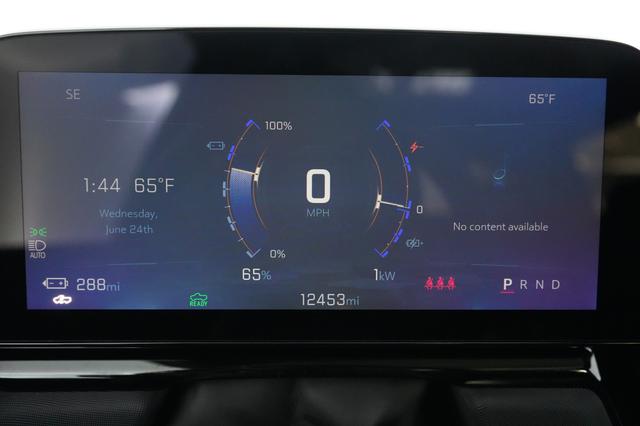 2024 Chevrolet Silverado EV — photo 5 of 24