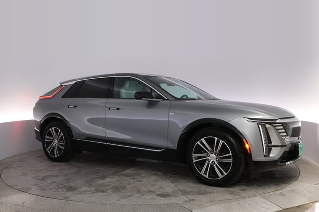 2024 Cadillac Lyriq — photo 11 of 20