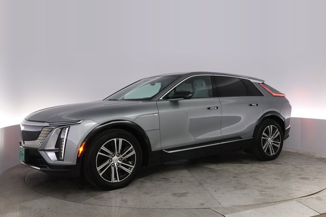 2024 Cadillac Lyriq — photo 14 of 20