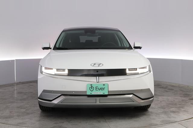 2024 Hyundai IONIQ 5 — photo 9 of 21