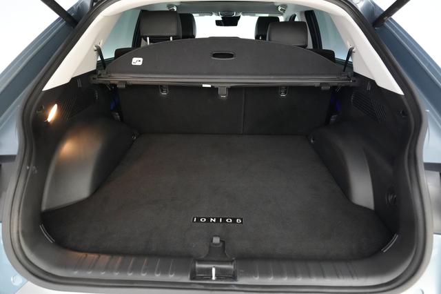 2024 Hyundai IONIQ 5 — photo 6 of 23