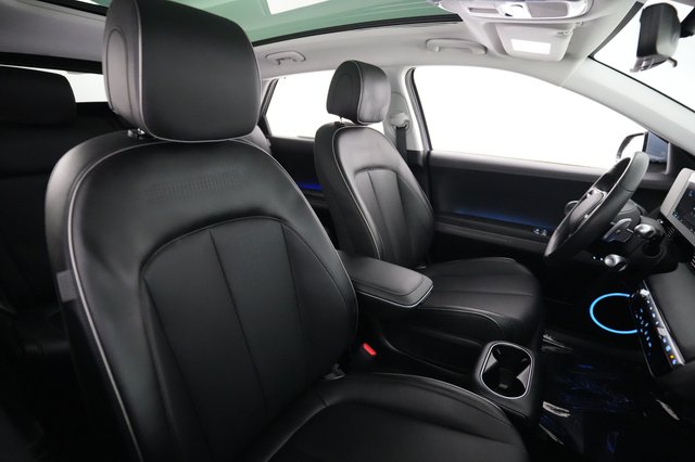 2024 Hyundai IONIQ 5 — photo 18 of 23
