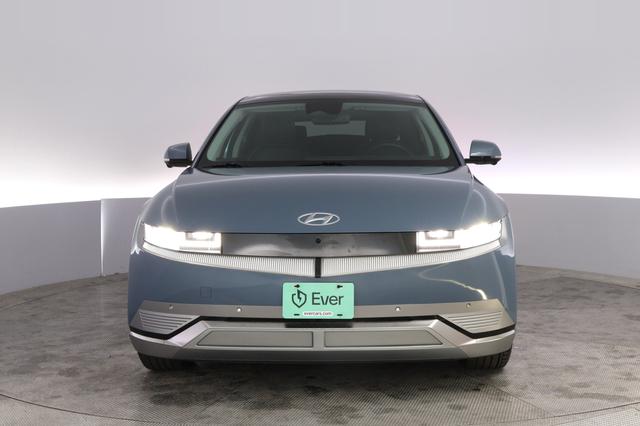 2024 Hyundai IONIQ 5 — photo 9 of 23