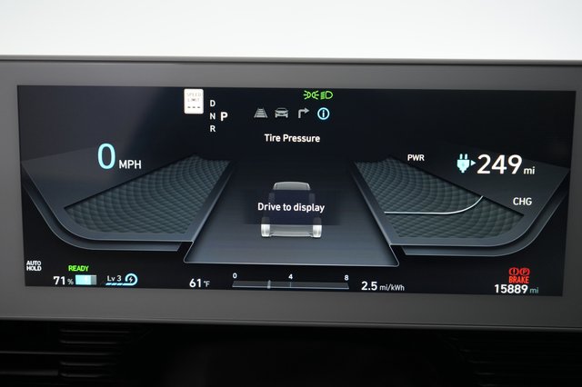 2024 Hyundai IONIQ 5 — photo 5 of 23