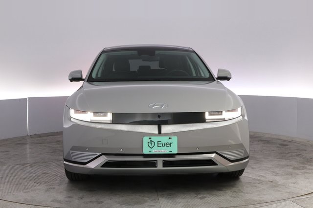 2024 Hyundai IONIQ 5 — photo 9 of 21