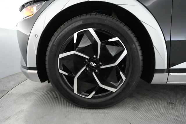 2024 Hyundai IONIQ 5 — photo 15 of 21