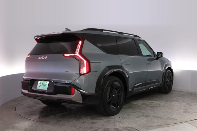 2024 Kia EV9 — photo 2 of 23