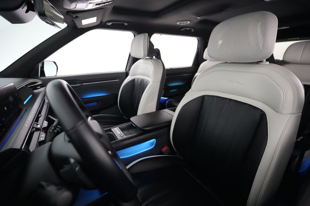2024 Kia EV9 — photo 3 of 23