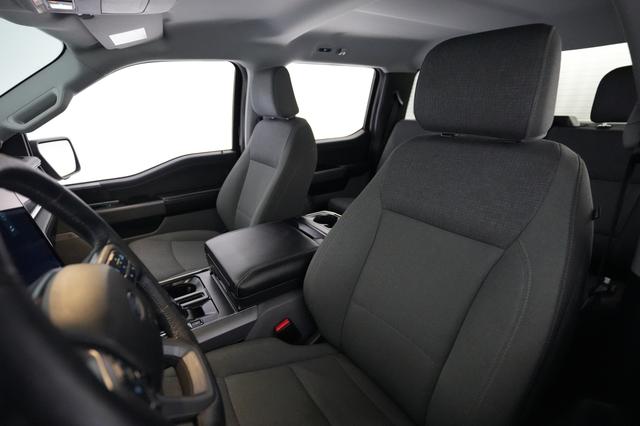 2024 Ford F-150 Lightning — photo 3 of 15