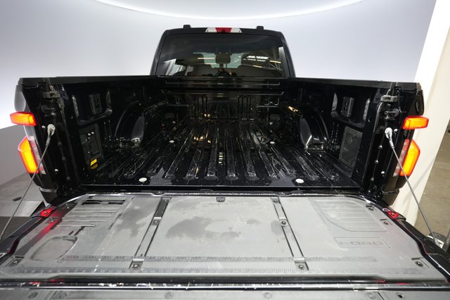 2024 Ford F-150 Lightning — photo 6 of 15