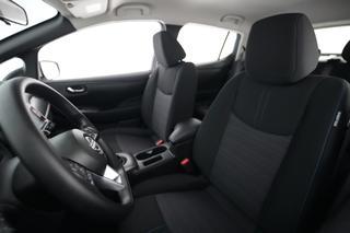 2025 Nissan LEAF — photo 3 of 19
