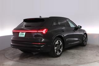2023 Audi e-tron — photo 2 of 21