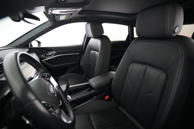 2023 Audi e-tron — photo 3 of 21