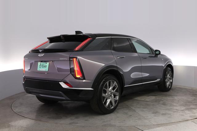 2025 Cadillac Optiq — photo 2 of 21