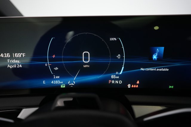 2025 Cadillac Optiq — photo 5 of 21