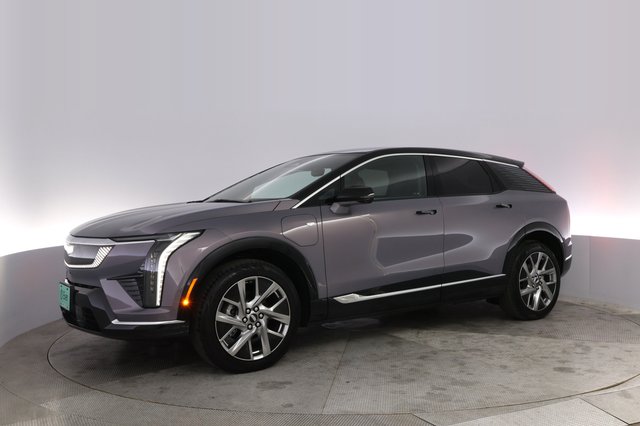 2025 Cadillac Optiq — photo 14 of 21